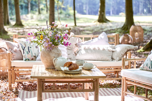30+ Mẫu Ghế Sofa Mây Tre Cho Phòng Khách Hiện Đại